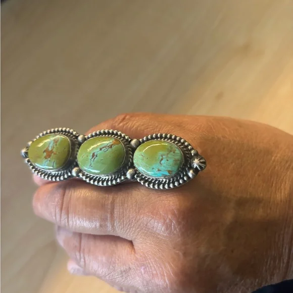 Vintage Green Stone Silver Brooch - Picture 6 of 8